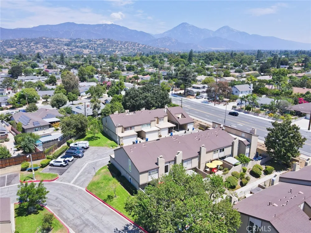 874 Northwood Pomona, CA 91767