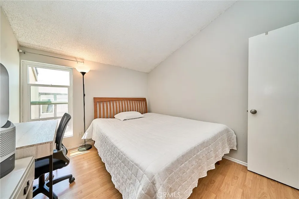 874 Northwood Pomona, CA 91767