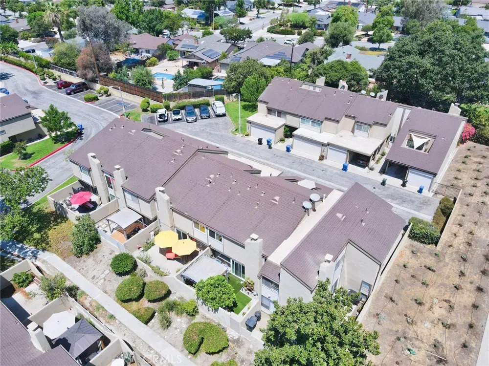 874 Northwood Pomona, CA 91767