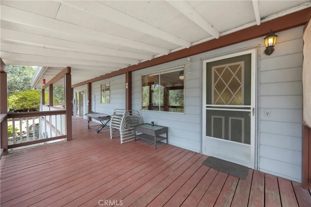 352 Lodgeview Oroville, CA 95966
