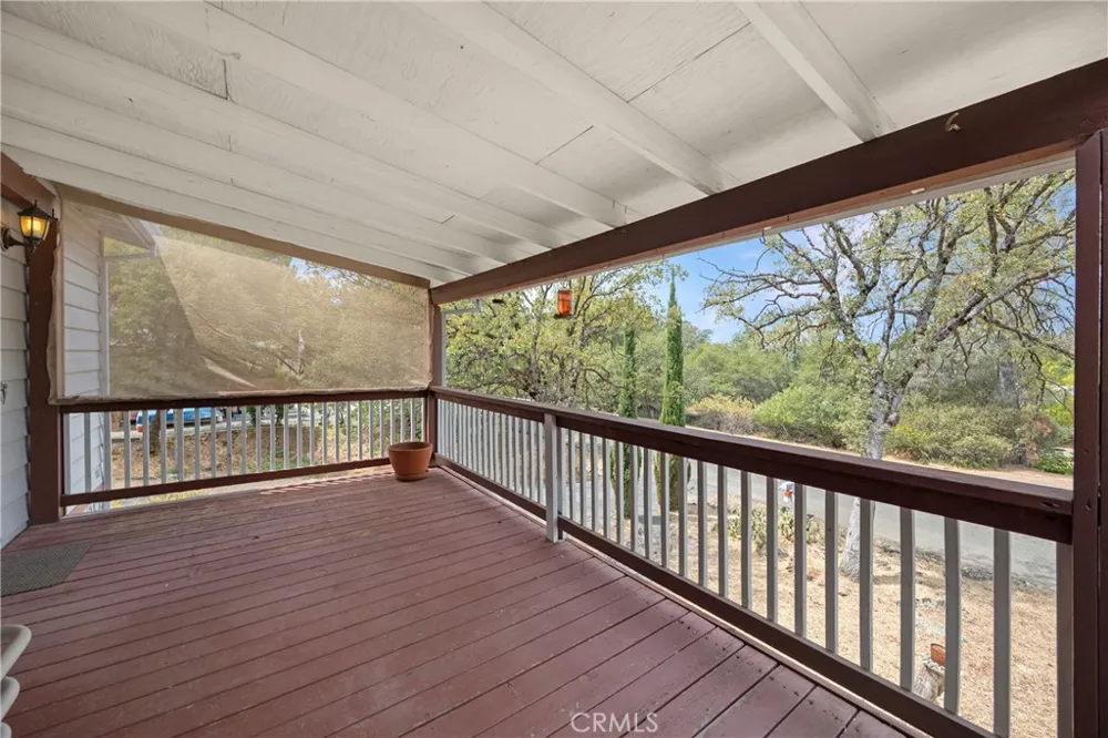 352 Lodgeview Oroville, CA 95966
