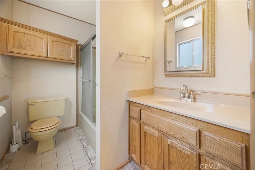 352 Lodgeview Oroville, CA 95966