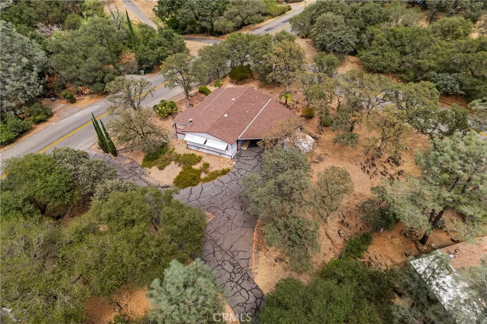 352 Lodgeview Oroville, CA 95966
