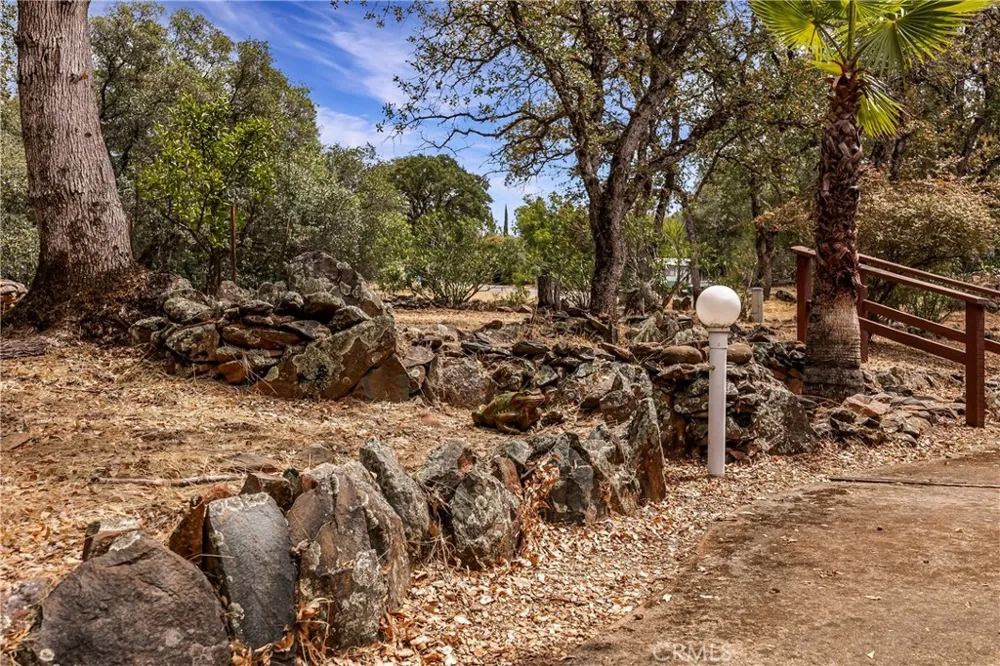 352 Lodgeview Oroville, CA 95966