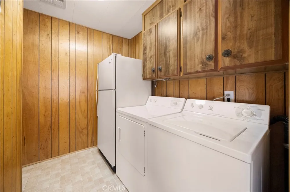 352 Lodgeview Oroville, CA 95966
