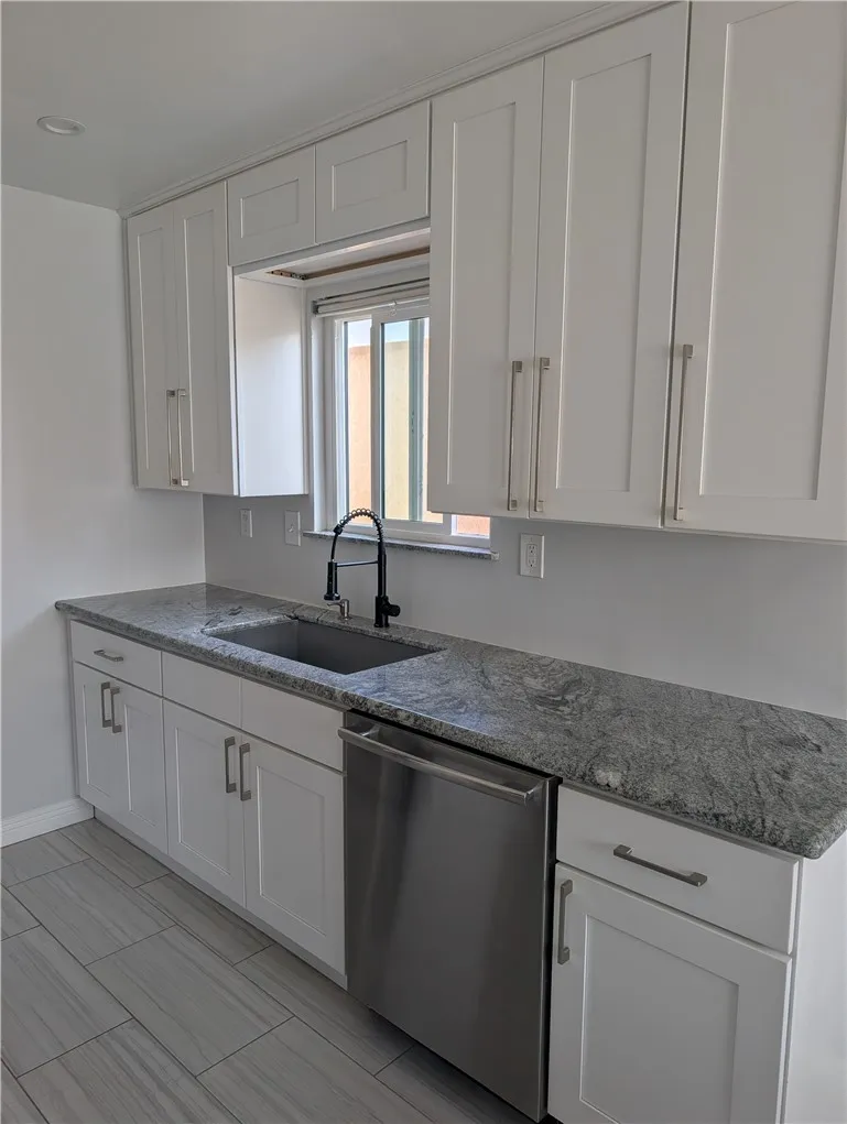 205 13th Street #D Huntington Beach, CA 92648