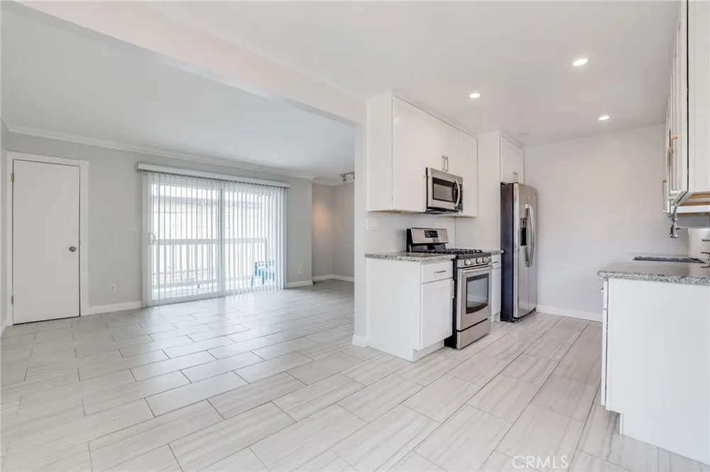 205 13th Street #D Huntington Beach, CA 92648