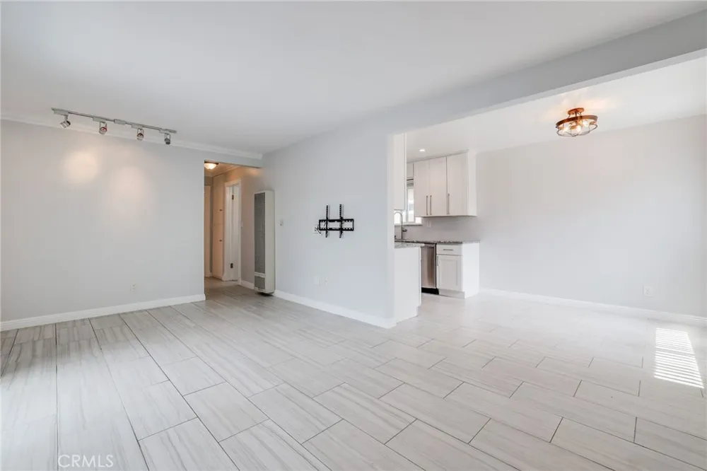 205 13th Street #D Huntington Beach, CA 92648