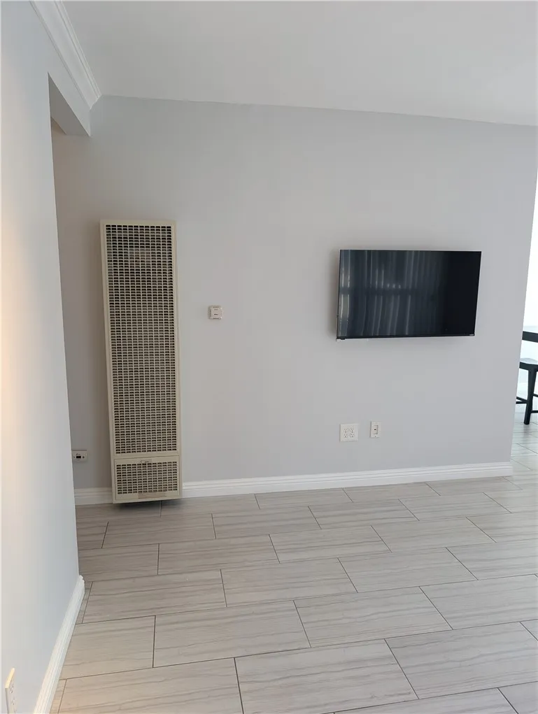 205 13th Street #D Huntington Beach, CA 92648