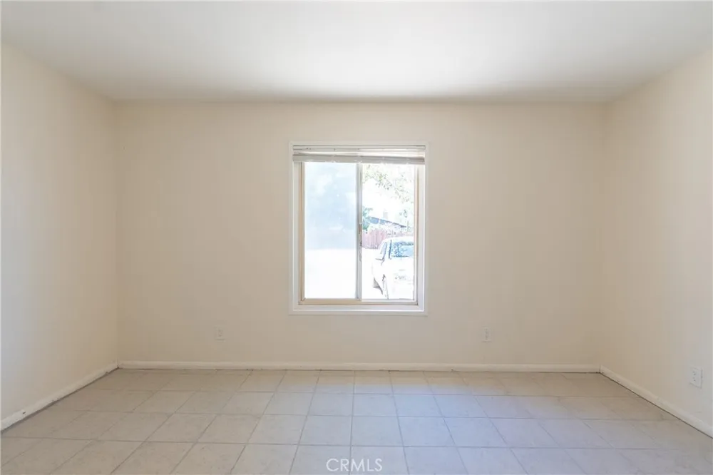 40754 179th E Lancaster, CA 93535