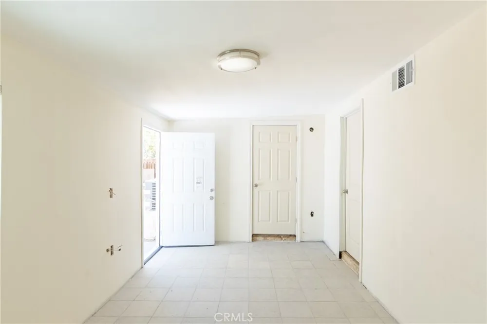 40754 179th E Lancaster, CA 93535