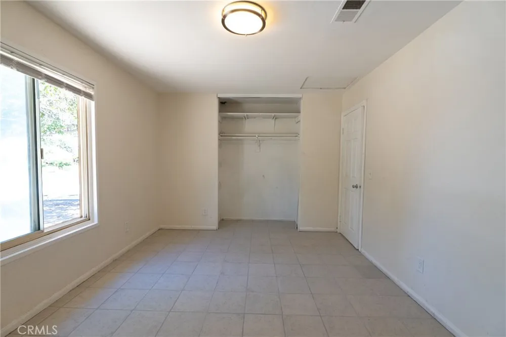 40754 179th E Lancaster, CA 93535