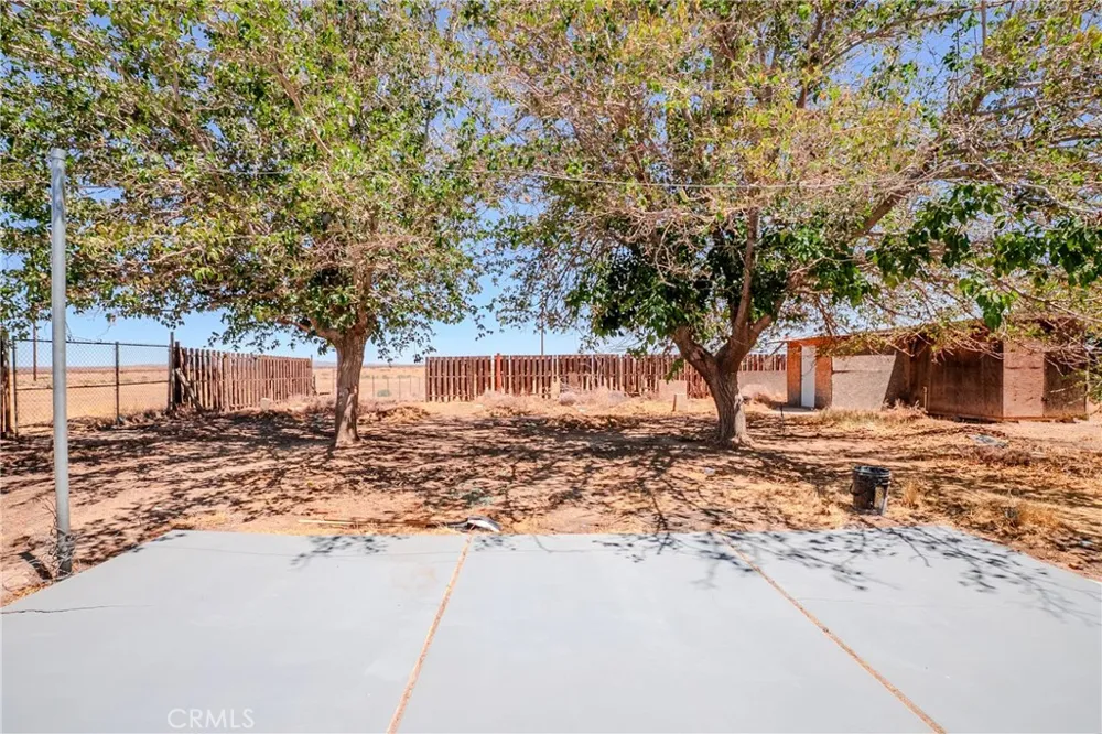 40754 179th E Lancaster, CA 93535