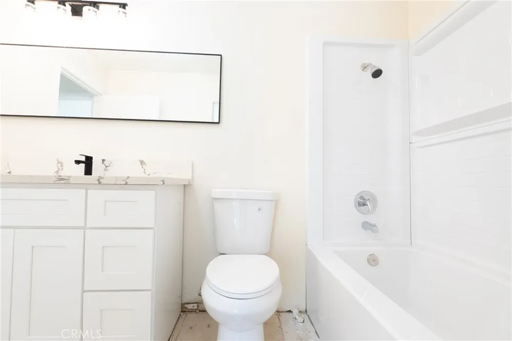 40754 179th E Lancaster, CA 93535