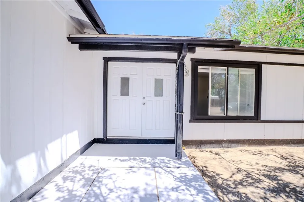 40754 179th E Lancaster, CA 93535