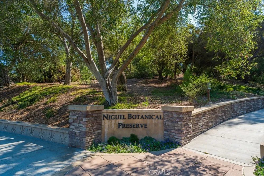 24356 Hillview Laguna Niguel, CA 92677