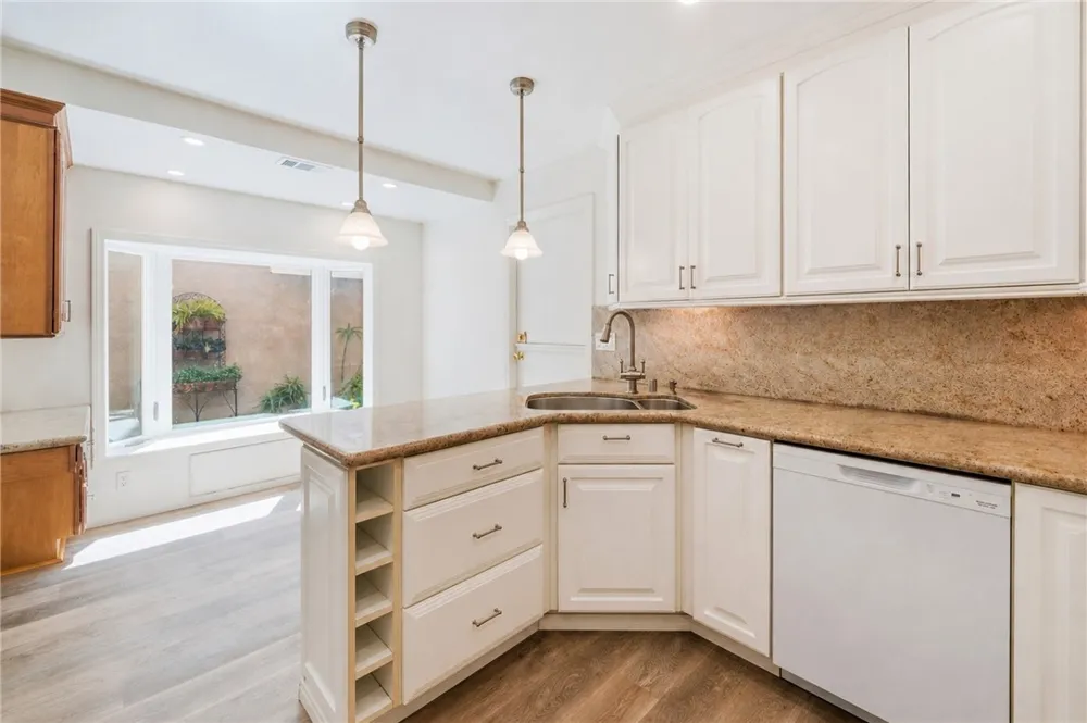24356 Hillview Laguna Niguel, CA 92677