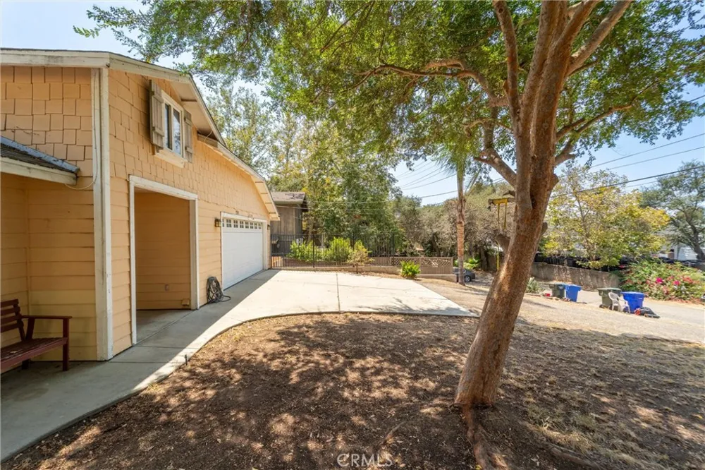 1311 E Mission Fallbrook, CA 92028