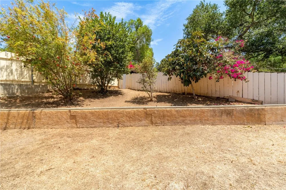 1311 E Mission Fallbrook, CA 92028