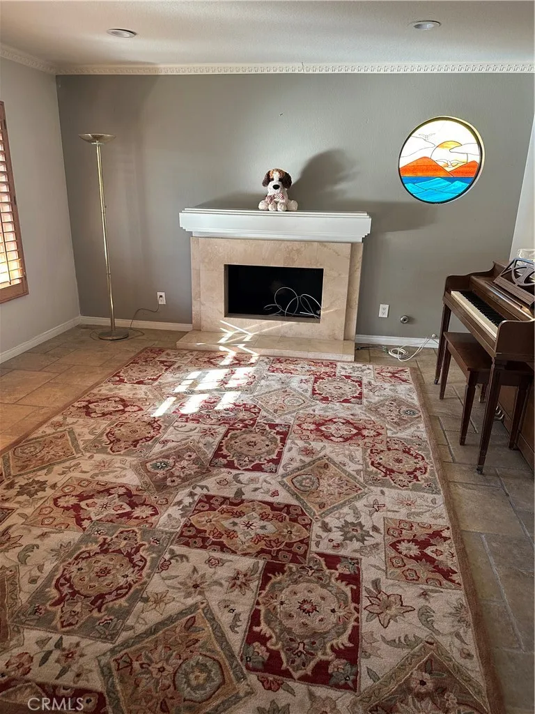 5251 Van Dyke La Palma, CA 90623