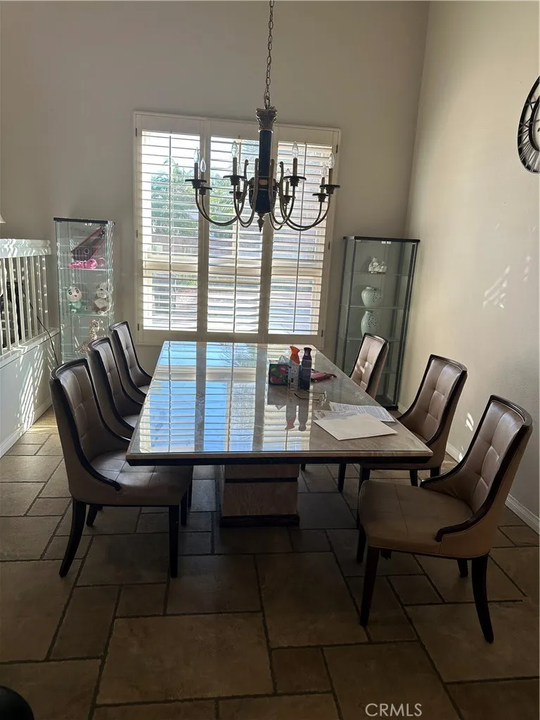 5251 Van Dyke La Palma, CA 90623