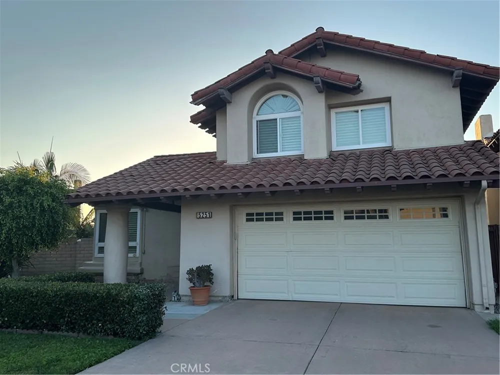 5251 Van Dyke La Palma, CA 90623