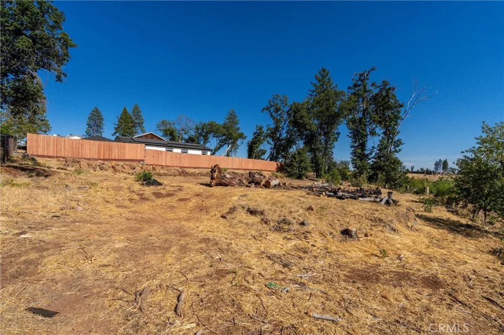 1569 La Grande Vue Paradise, CA 95969