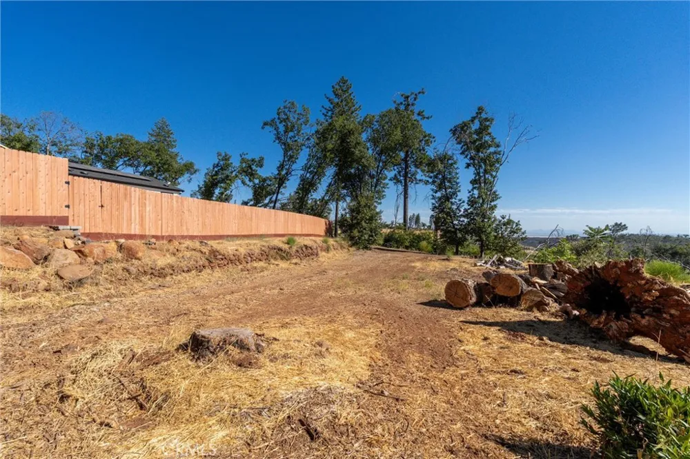 1569 La Grande Vue Paradise, CA 95969