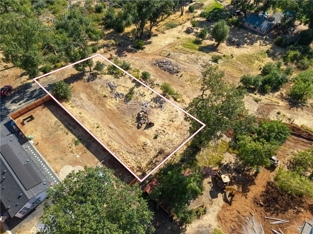 1569 La Grande Vue Paradise, CA 95969