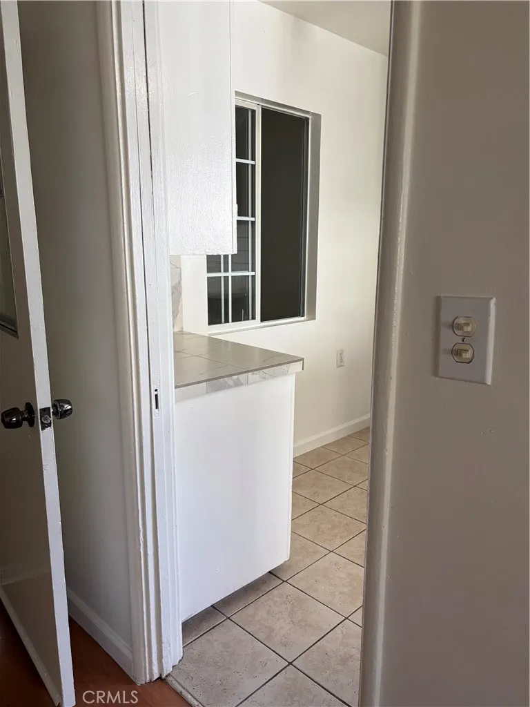 11241 De Haven Ave. Pacoima, CA 91331