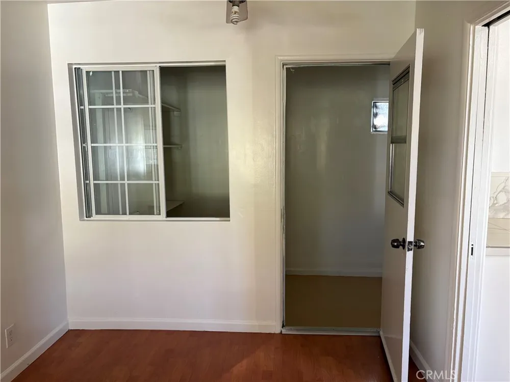 11241 De Haven Ave. Pacoima, CA 91331