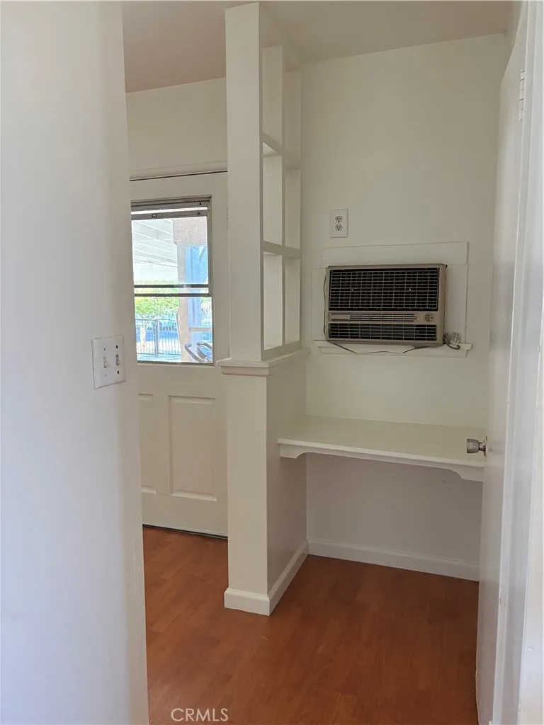 11241 De Haven Ave. Pacoima, CA 91331