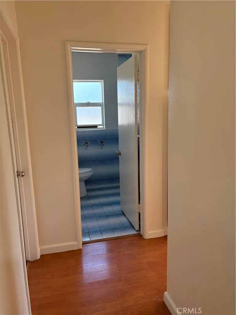11241 De Haven Ave. Pacoima, CA 91331