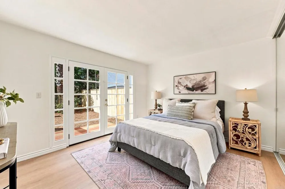 961 Woodlake Drive Cardiff by the Sea, CA 92007