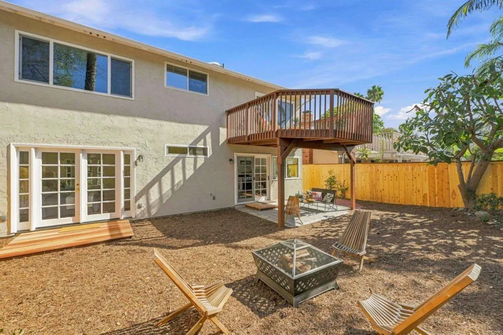 961 Woodlake Drive Cardiff by the Sea, CA 92007