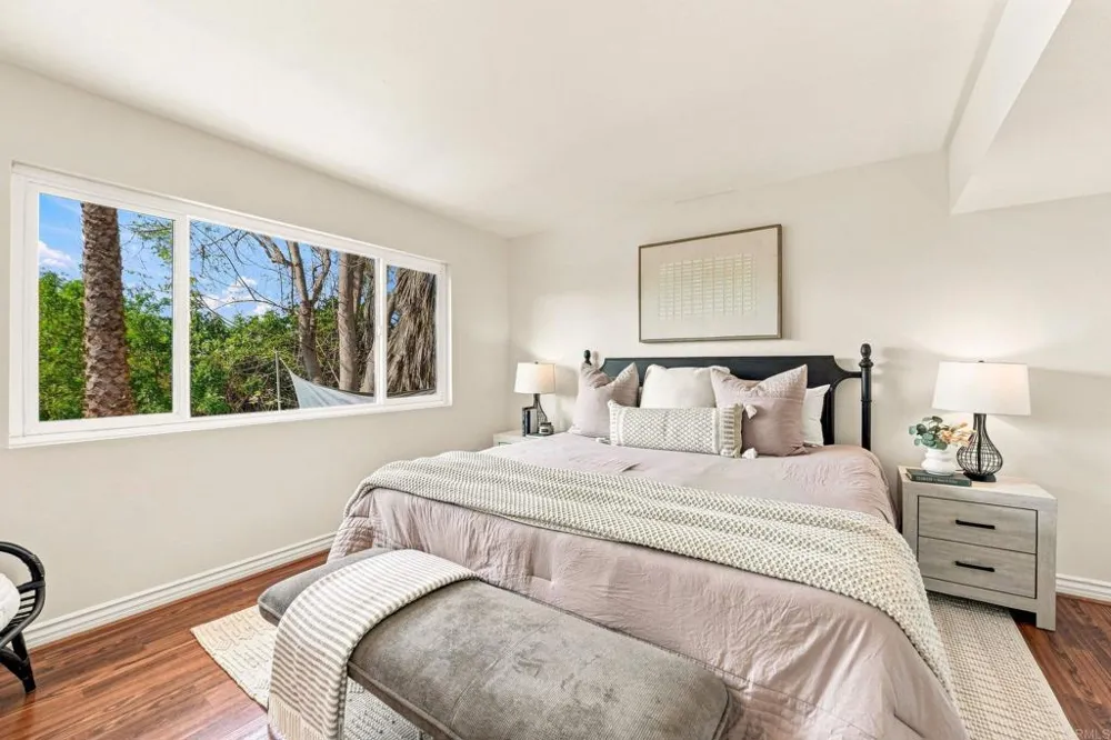 961 Woodlake Drive Cardiff by the Sea, CA 92007