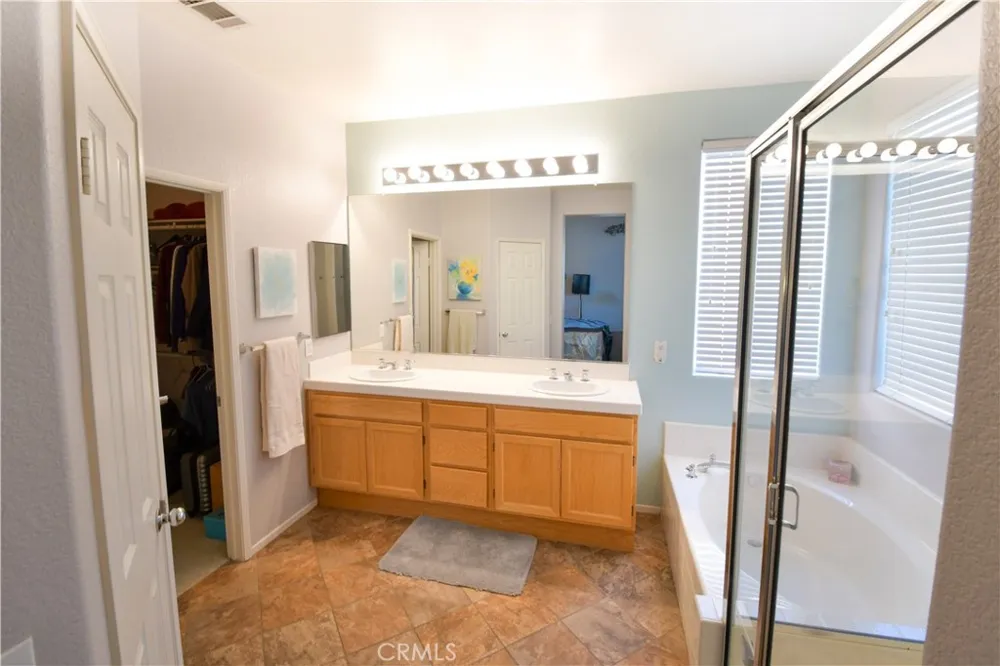 28631 Coolwater Court Menifee, CA 92584