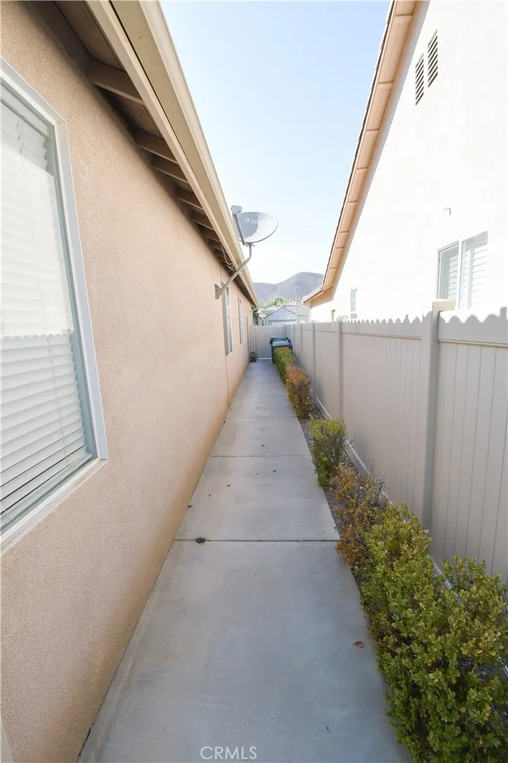 28631 Coolwater Court Menifee, CA 92584