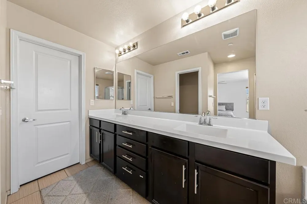1357 Caminito Veranza #3 Chula Vista, CA 91915