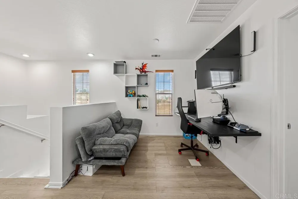 1357 Caminito Veranza #3 Chula Vista, CA 91915