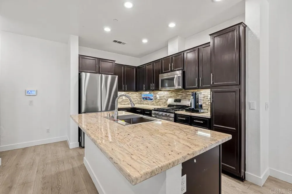 1357 Caminito Veranza #3 Chula Vista, CA 91915