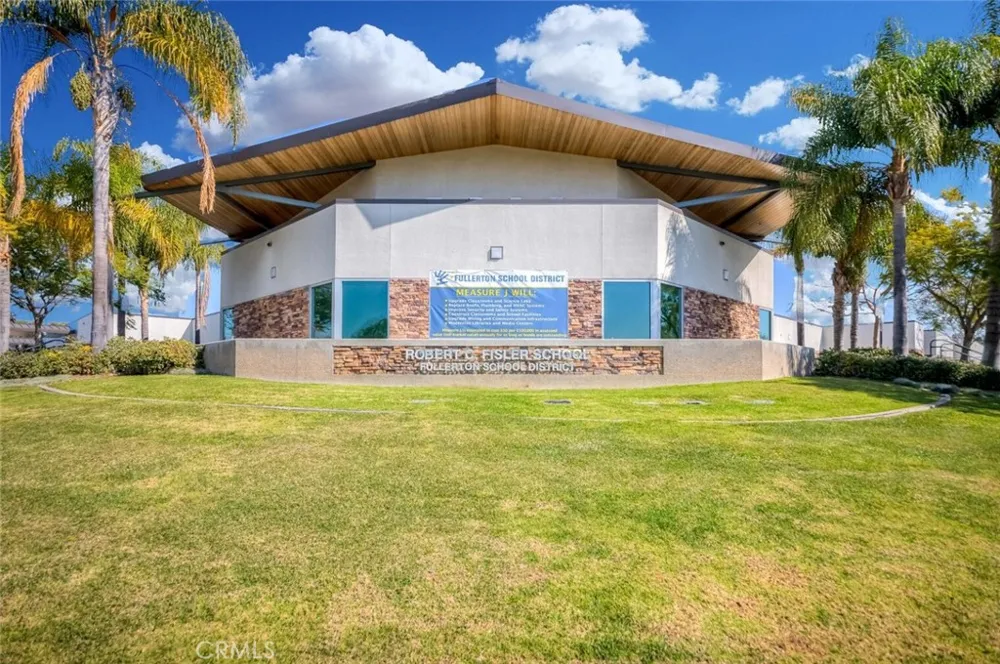 2055 Northam Drive Fullerton, CA 92833