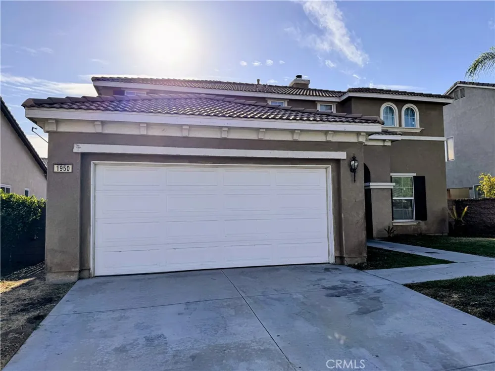 1950 Bankstown Way Perris, CA 92571