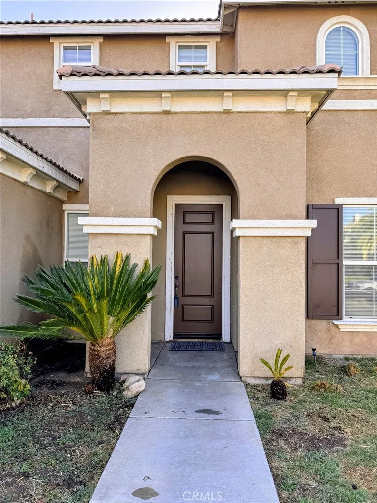 1950 Bankstown Way Perris, CA 92571