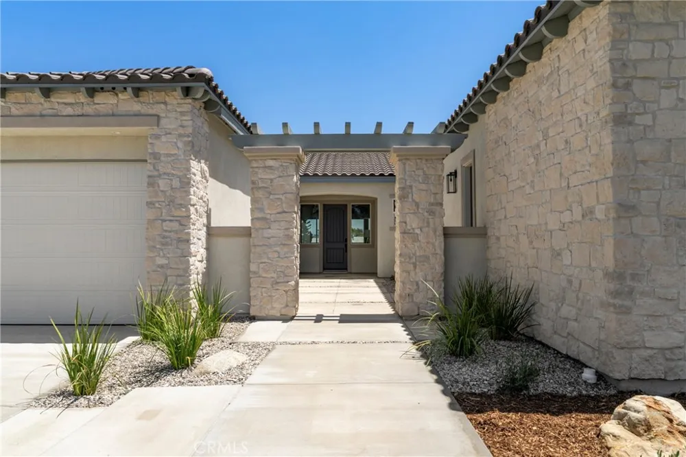 5645 Brittany Rancho Cucamonga, CA 91701