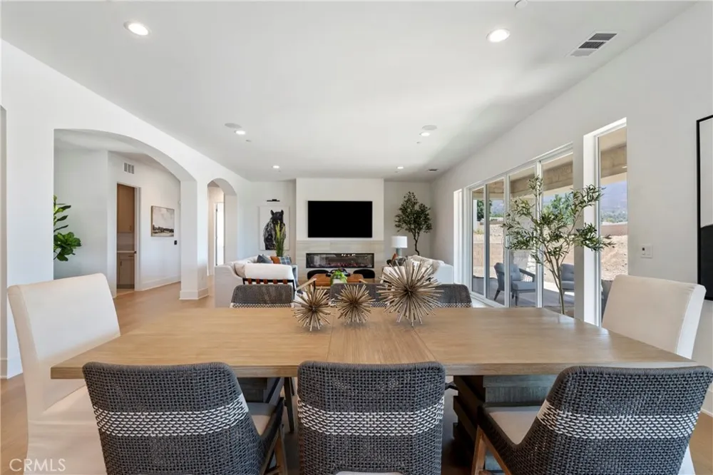 5645 Brittany Rancho Cucamonga, CA 91701