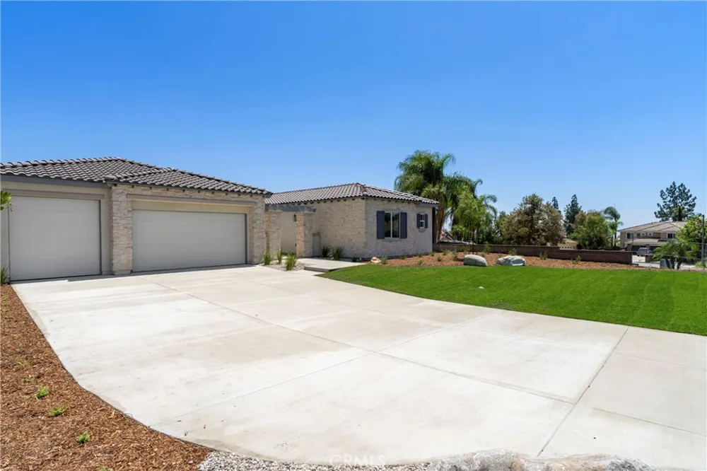5645 Brittany Rancho Cucamonga, CA 91701