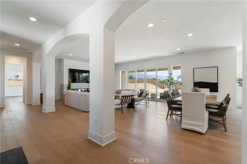 5645 Brittany Rancho Cucamonga, CA 91701