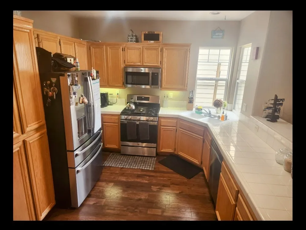 121 E C Port Hueneme, CA 93041