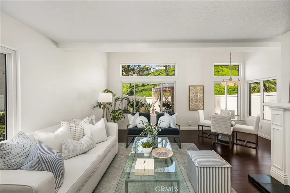 21132 Calle De Paseo Lake Forest, CA 92630